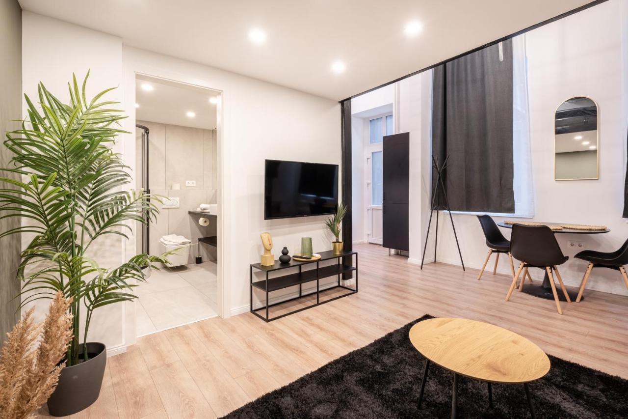 D24 - Historic Quarter Design Loft - Best Location By Bqa 布达佩斯 外观 照片